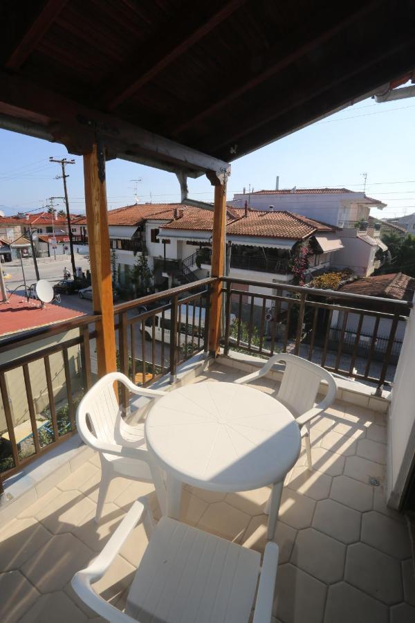 Apartments Villa Castor Pefkochori Exterior photo